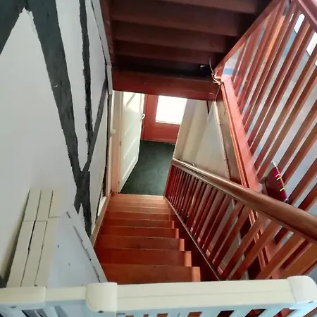 شقة Haus Blick Am Edersee